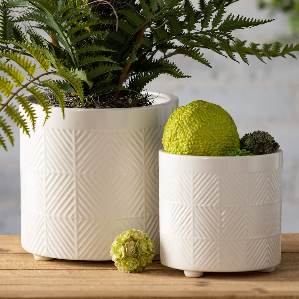 Diamond-Textured Footed Pots  