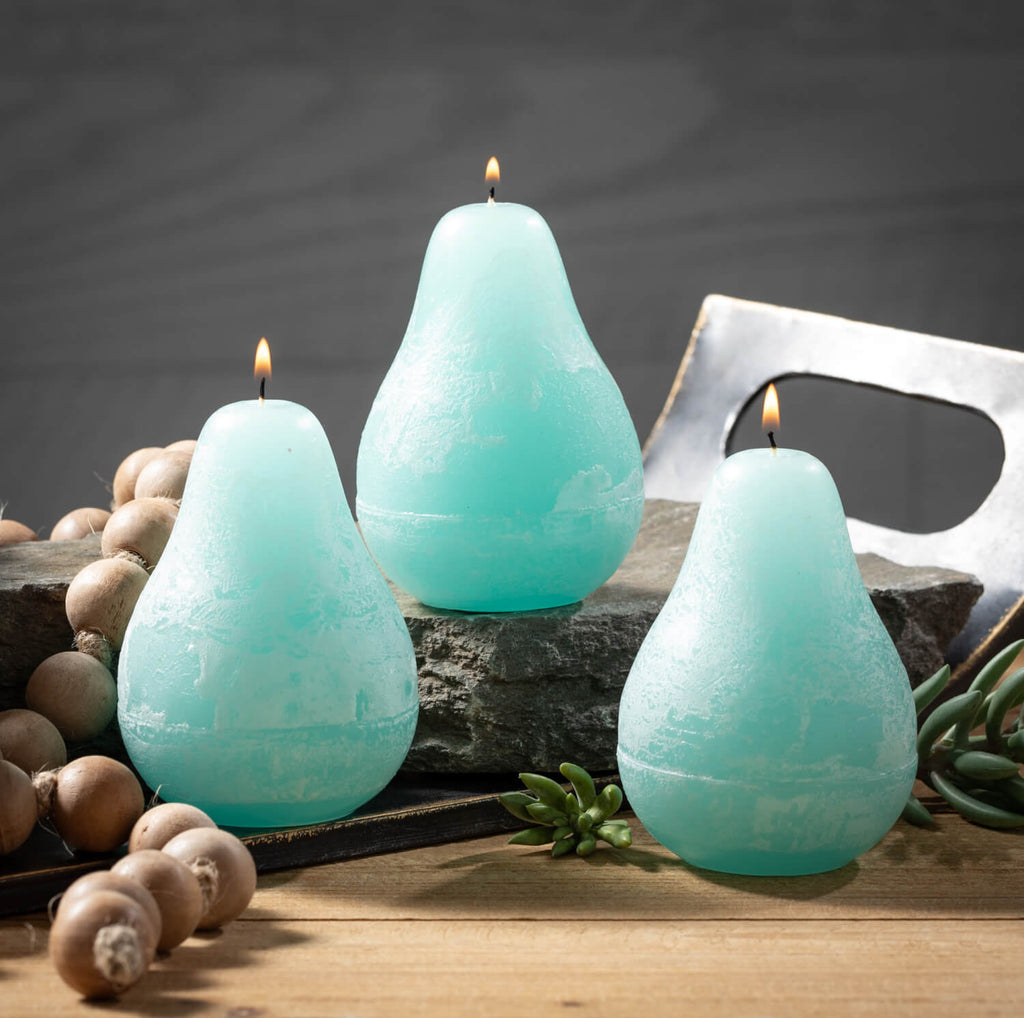 Sea Foam Timber Pear Candle   