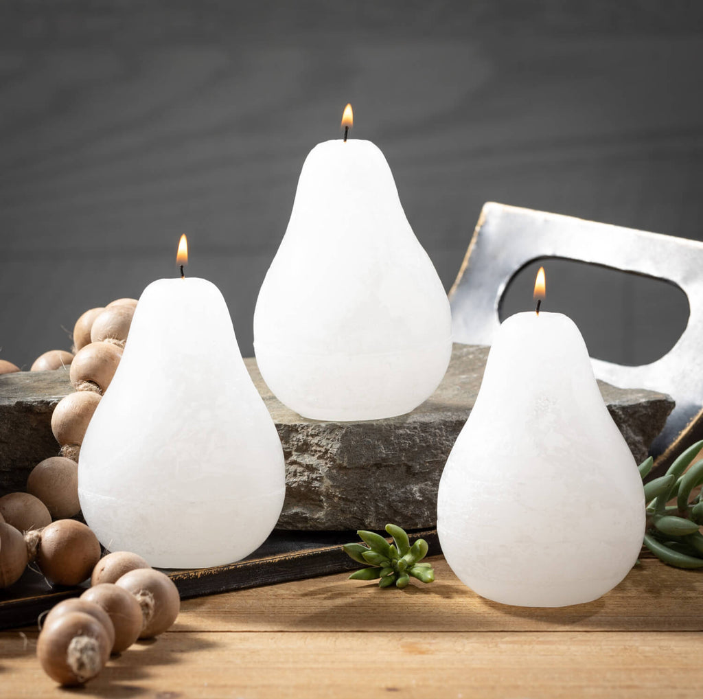 White Timber Pear Candle      