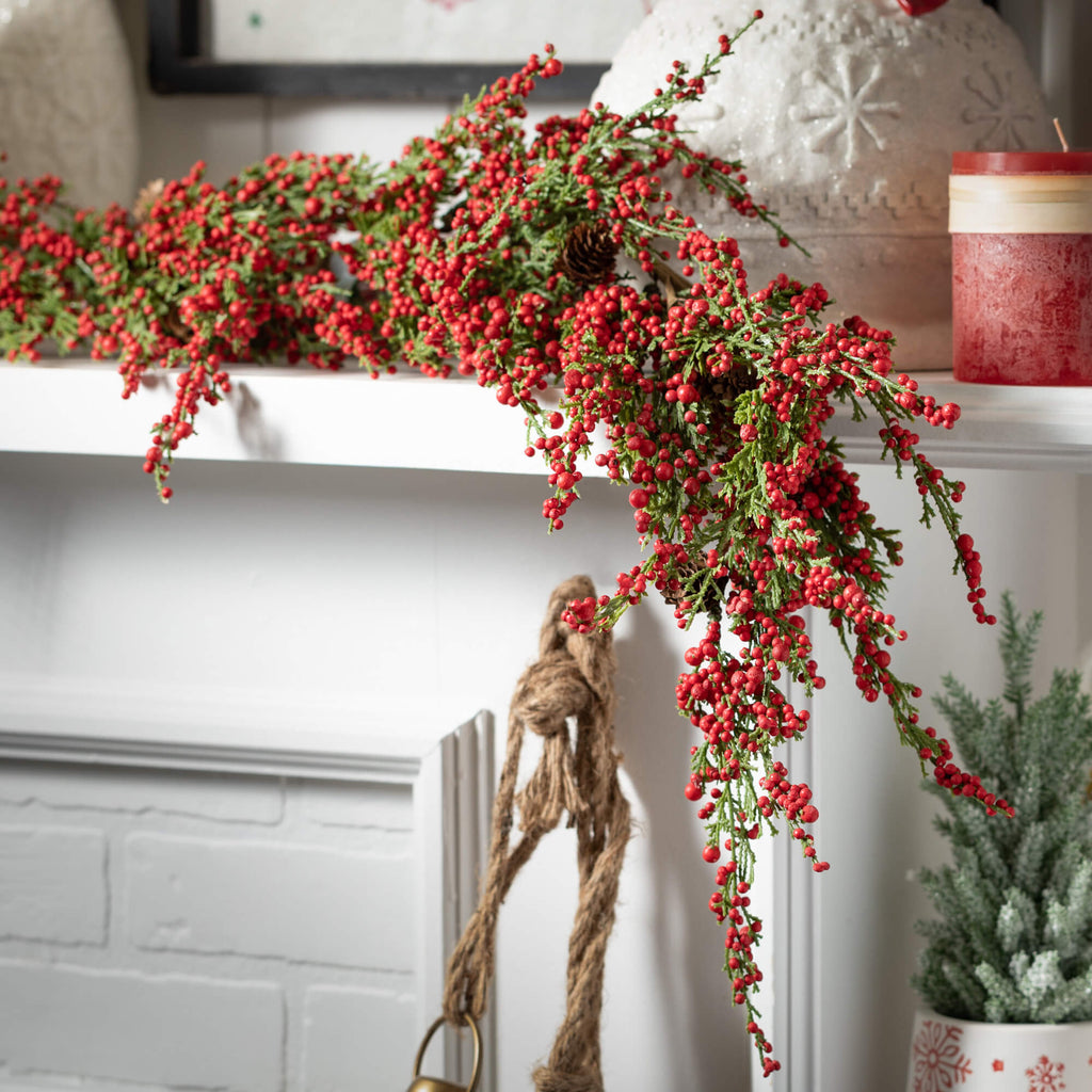 Cedar Berry Garland           