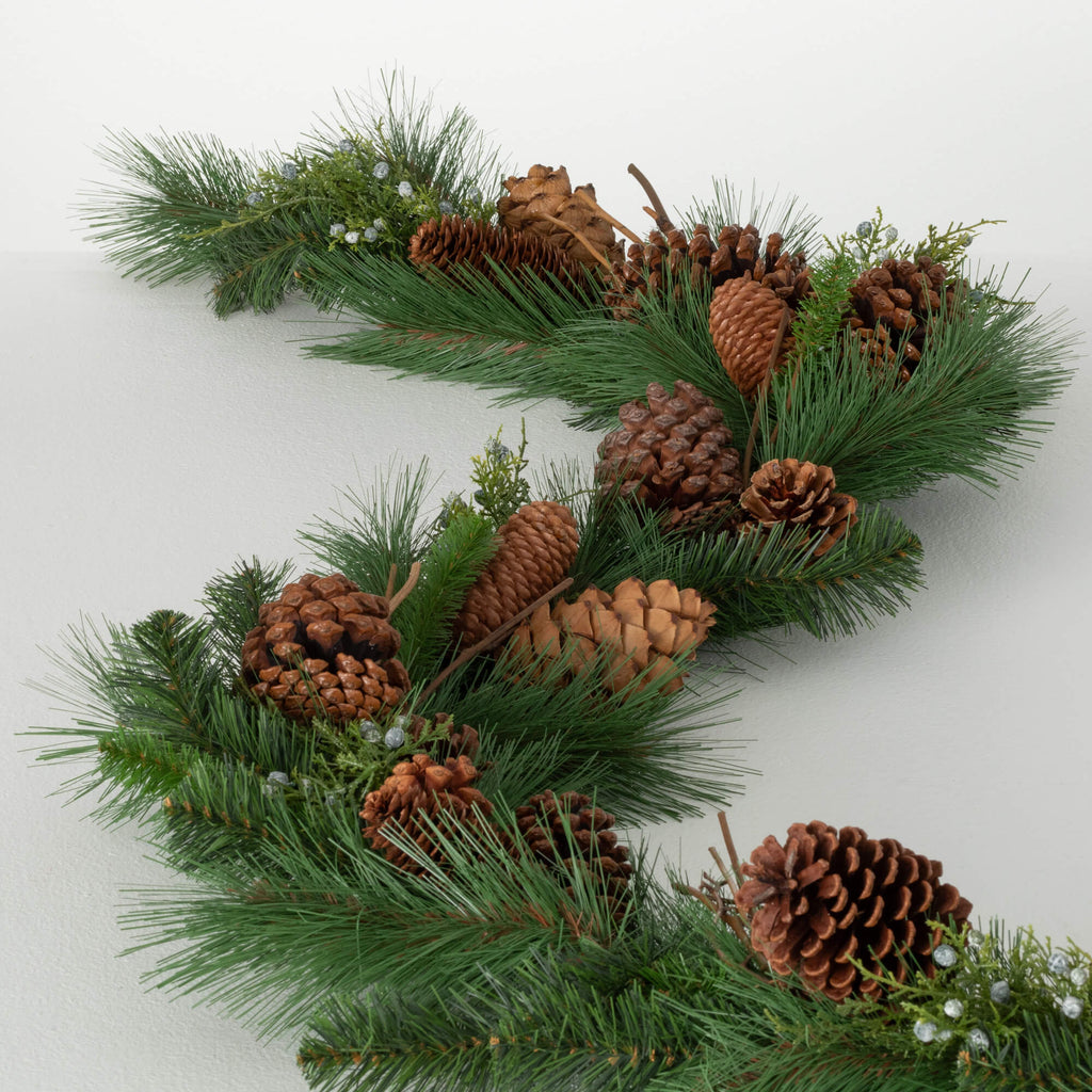 Lush Pine Pinecone Garland    