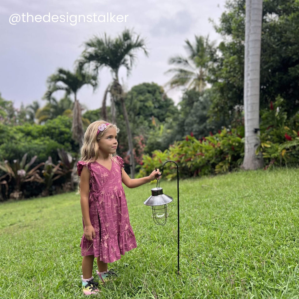 Solar Lantern W/Garden Stake  