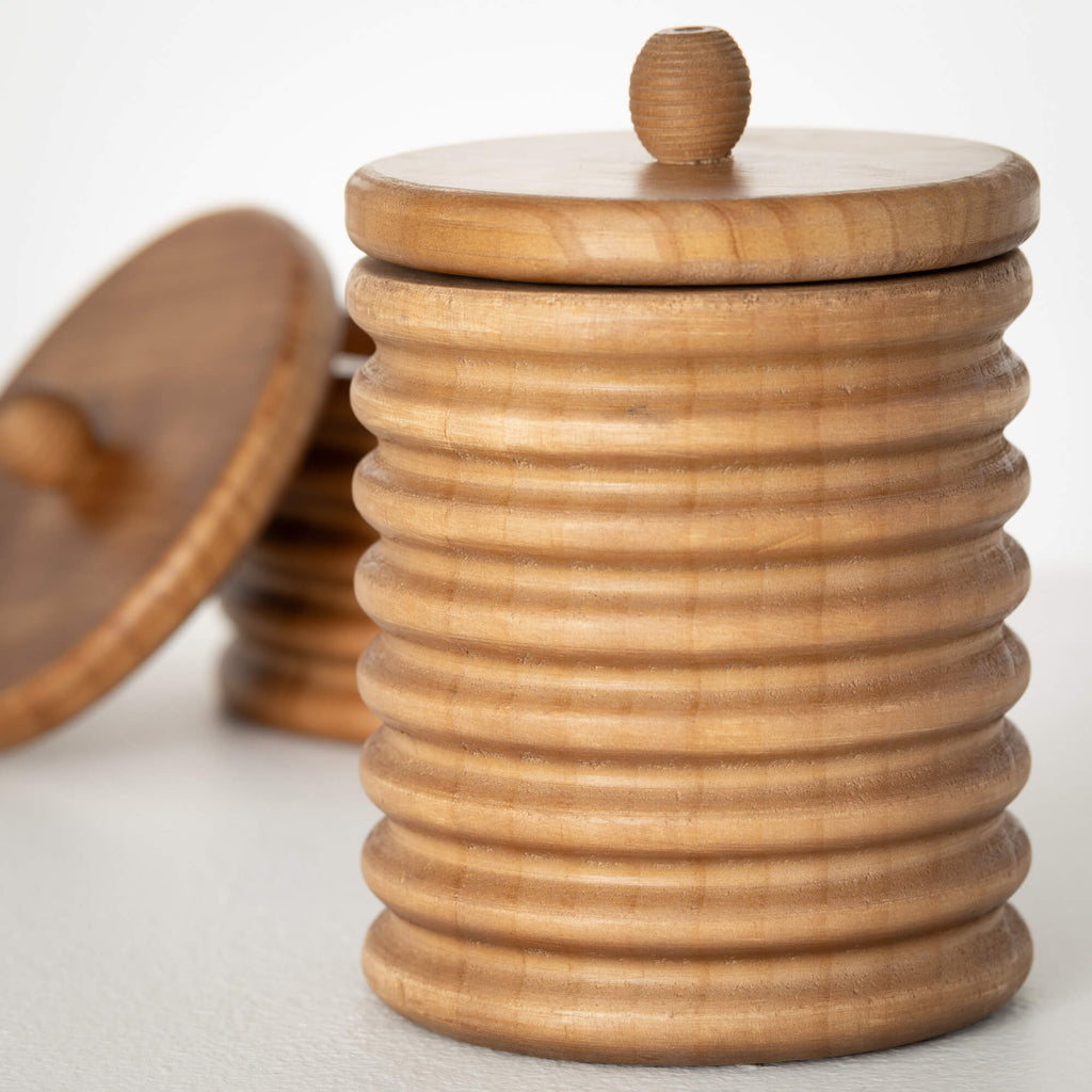 Ribbed Wood Containers With Li