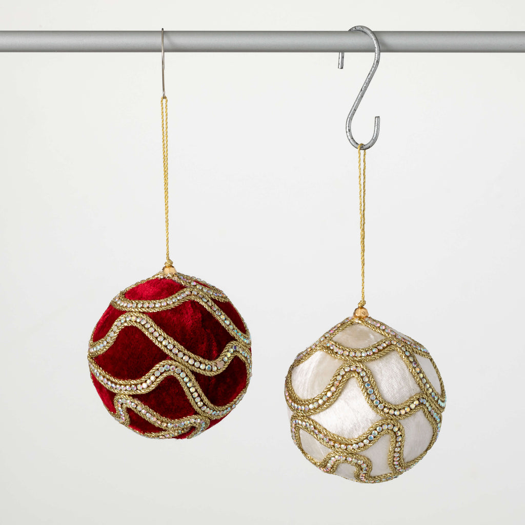 Gold Red White Ball Ornaments 