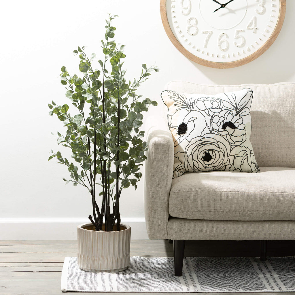 B&W Lg Floral Line Art Pillow 