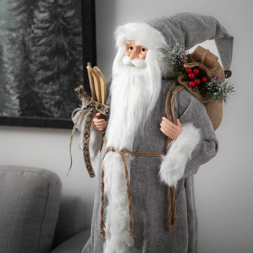 Rustic Santa With Rope Belt   