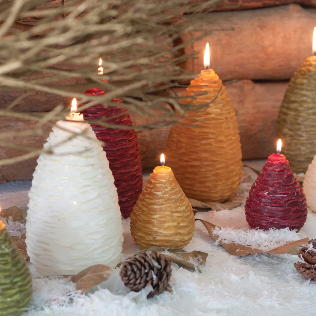 White Gold Pinecone Candle    