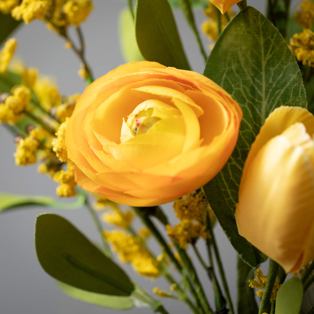 
Ranunculus Wreath            