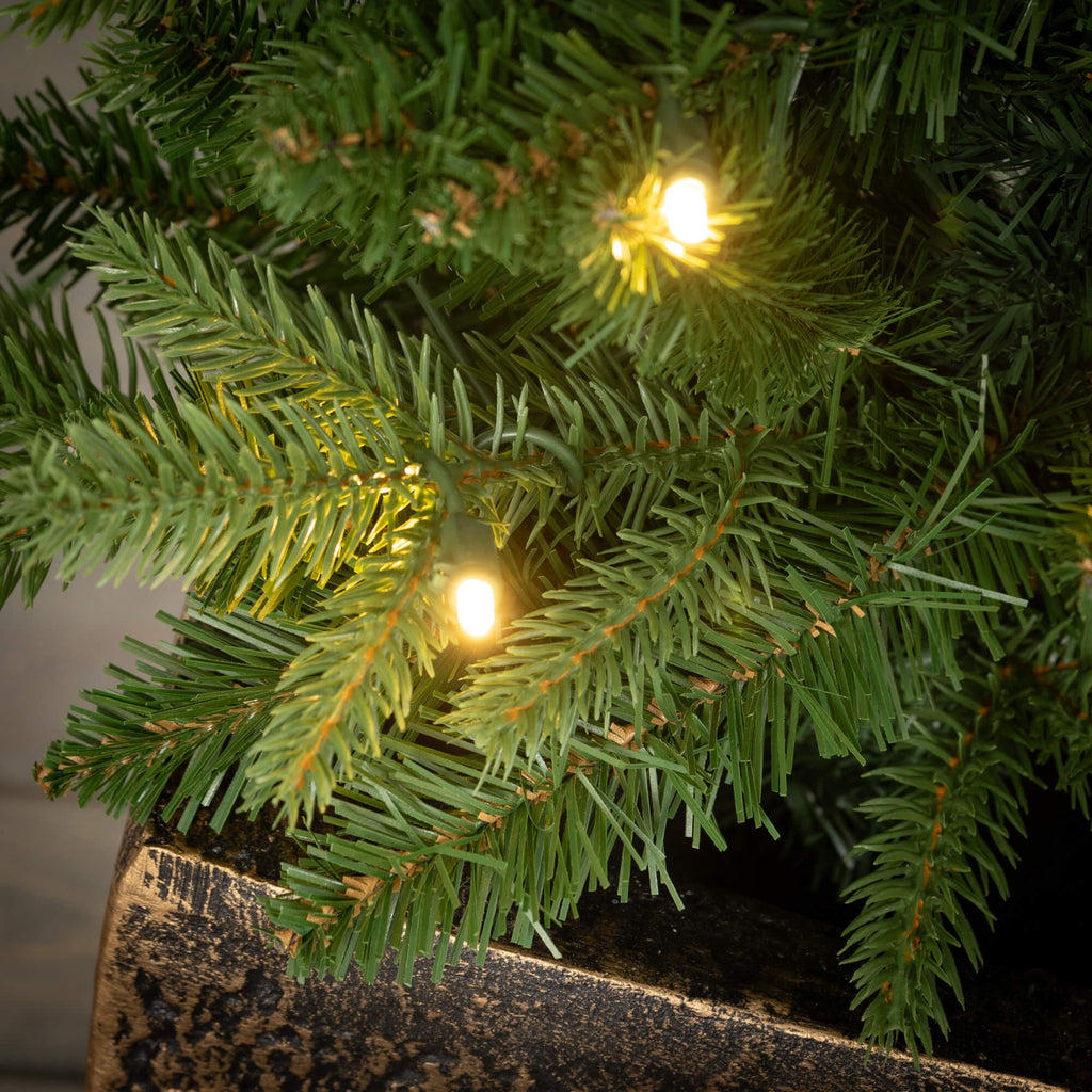 Medium Led Pine Tree Planter  