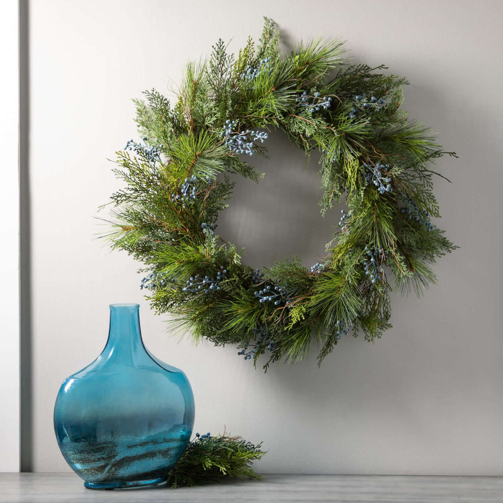 30" Juniper Wreath            