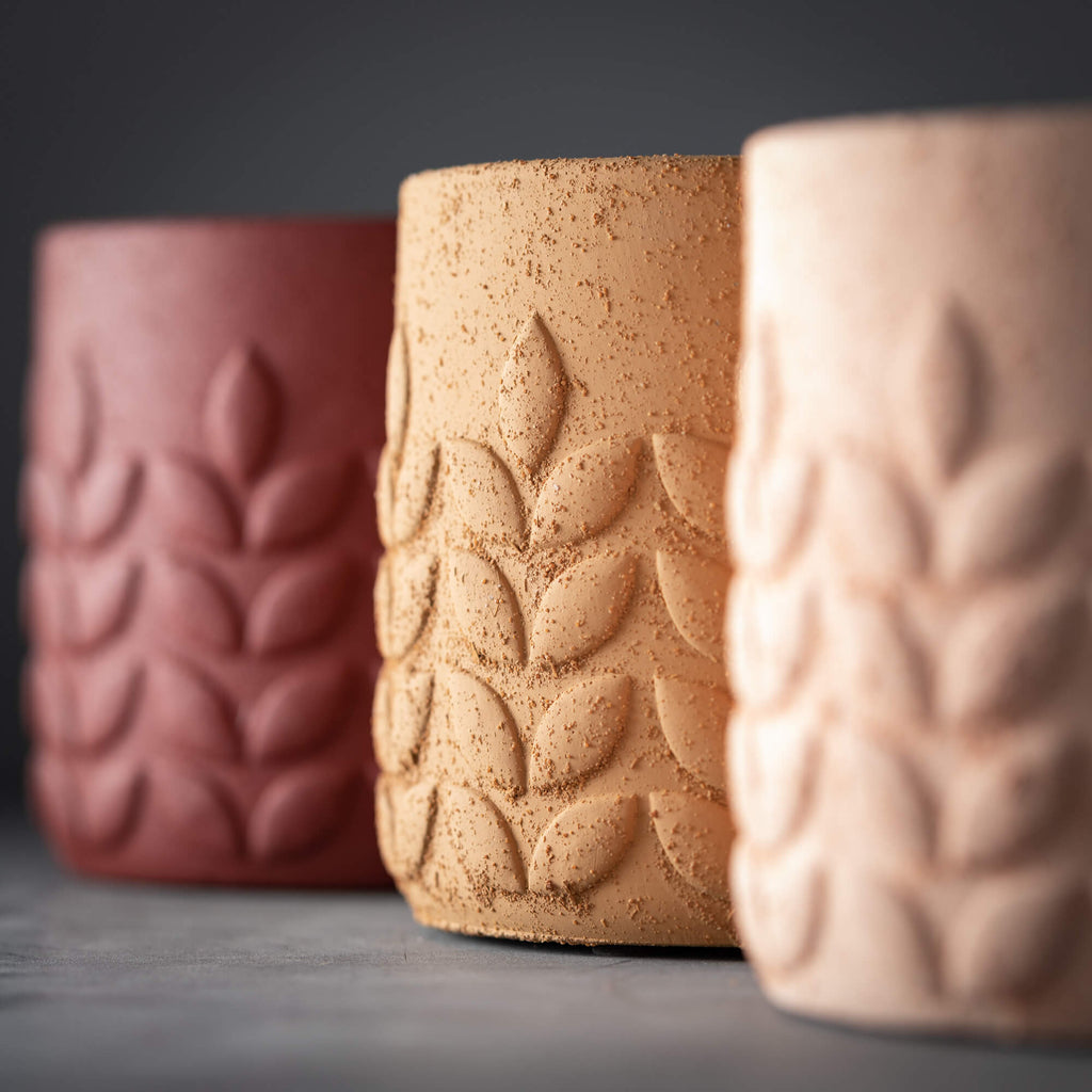 Modern Leaf Desert Toned Pots 