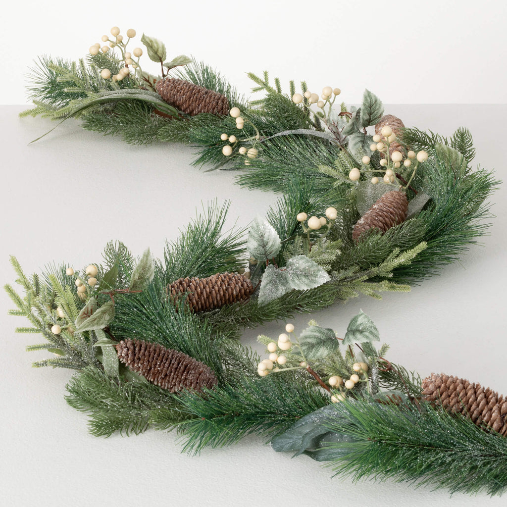 Berry And Pinecone Garland    