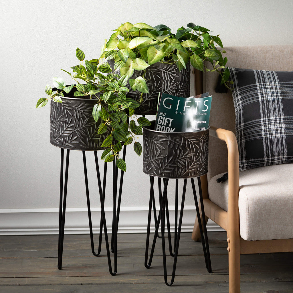Cylinder Planters With Legs   