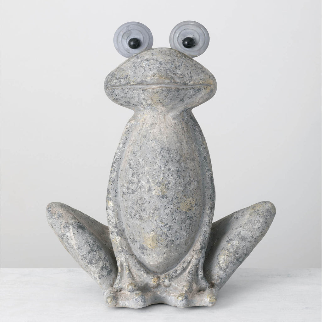 2' Big Eyed Frog Garden Statue